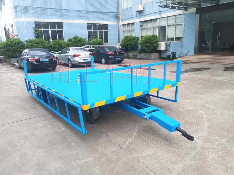 5吨下翻护栏型星空体育登录入口(官方)网站/网页版登陆入口 无动力牵引工具拖车