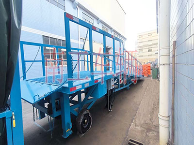 10吨移动式登车桥电动 防爆款5I.jpg